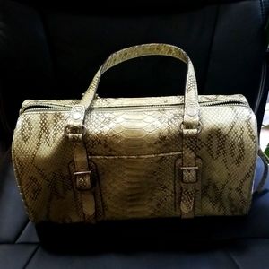 Green purse
